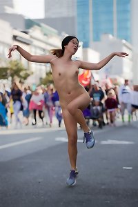 This Asian model run bare at Bay to Breakers